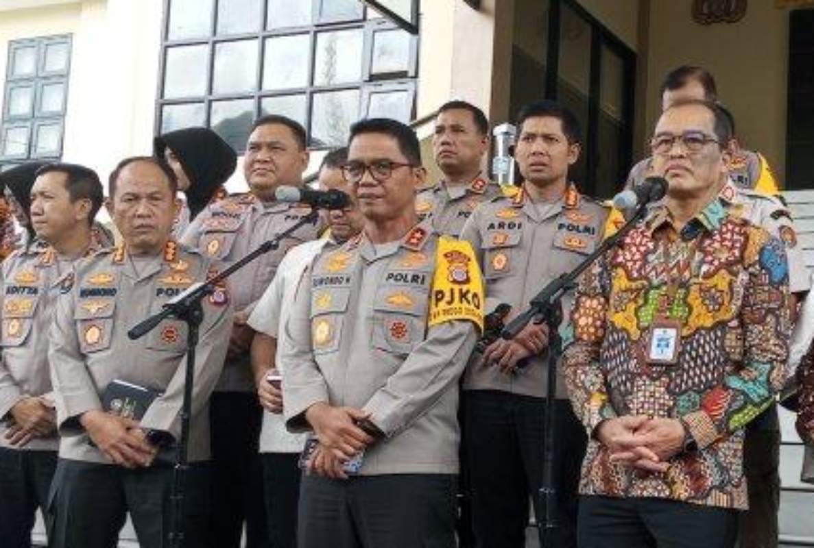 Kapolda DIY, Irjen Suwondo Nainggolan usai rapat koordinasi bersama instansi terkait tentang peredaran miras ilegal di Mapolda DI Yogyakarta pada Jumat (1/11). (IST)