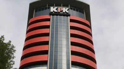KPK Panggil Mantan Kepala Departemen Komunikasi BI Erwin Haryono sebagai Saksi Dugaan Korupsi Dana CSR Bank Indonesia