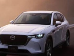 Mazda Luncurkan CX-60 Sport, Ade Rai Jadi Ikon Gaya Hidup Sehat