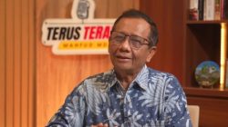 Respons Teror Digital: Mahfud MD Puji Keberanian Ketua BEM UGM Tiyo Adrianto dalam Mengkritisi Kebijakan Pemerintah